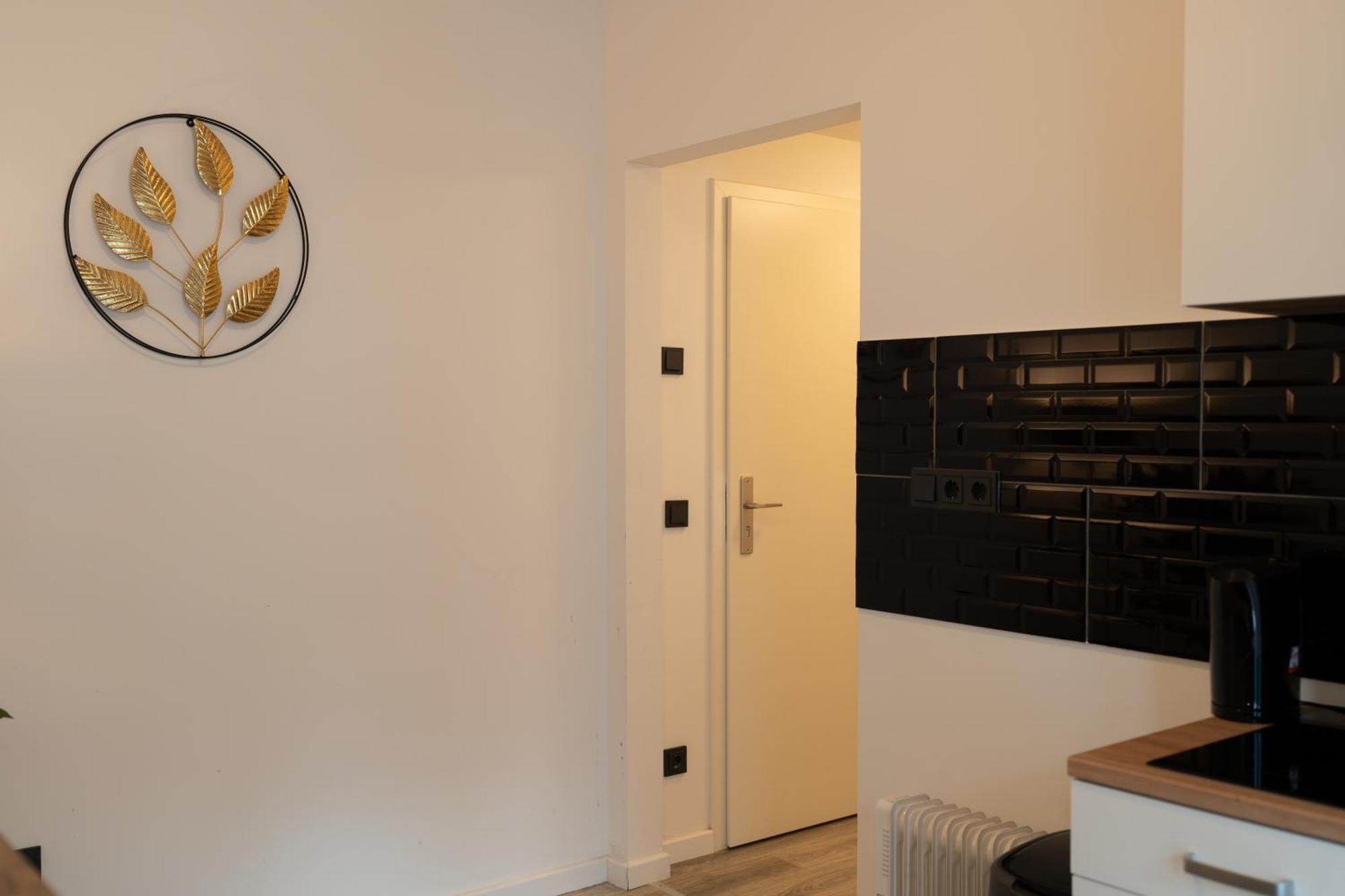 Business 5 Apartment